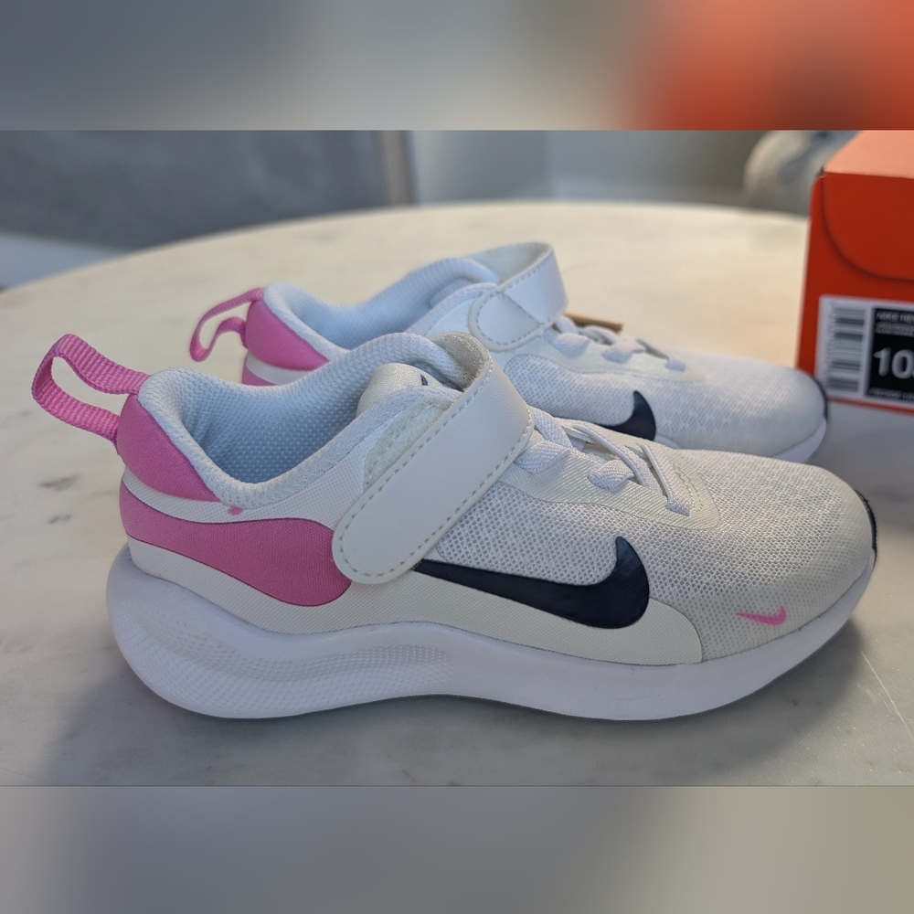 Nike Kids Revolution size 10 Pink and White